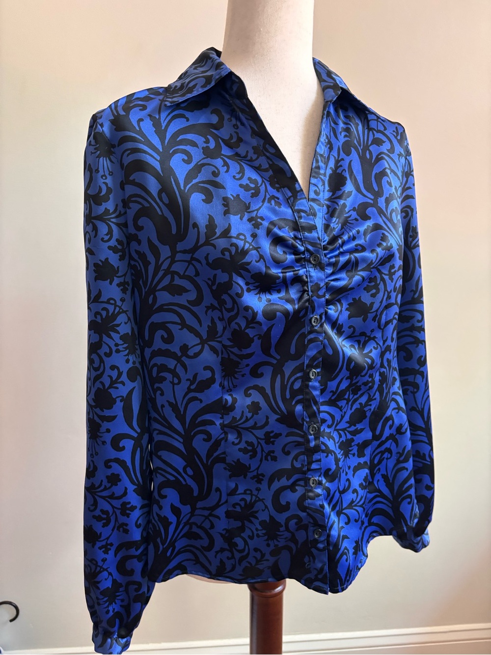 Size 12 Satin Blue Black Blouse Brocade